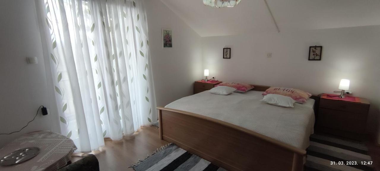 Ferienwohnung Liammarco Plaški Exterior foto