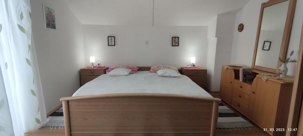 Ferienwohnung Liammarco Plaški Exterior foto