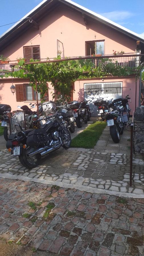 Ferienwohnung Liammarco Plaški Exterior foto